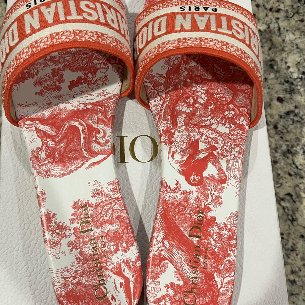Dior Slides - Picture 5 of 11
